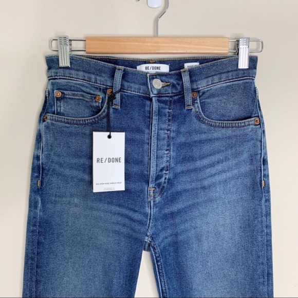 90s High Rise Ankle Crop Jeans